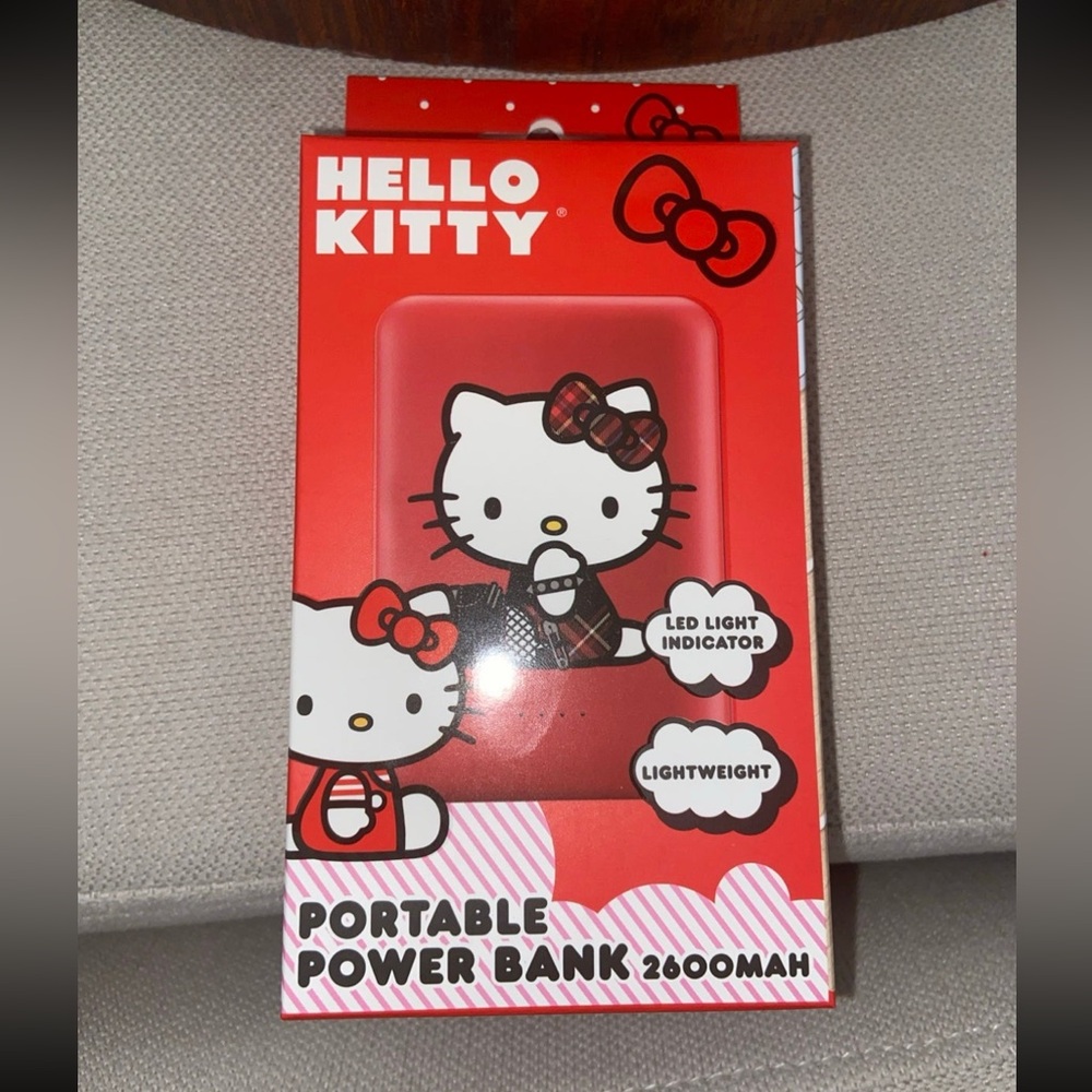 Red Hello Kitty 2600 Mah Portable External Backup Battery Power Bank Charger